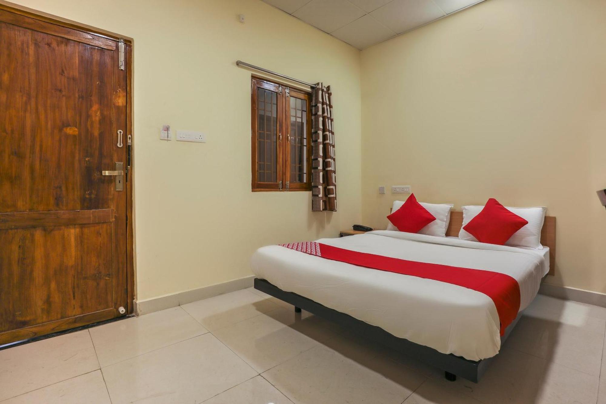 Hotel O Om Sakthi Hotel Pondicherry Luaran gambar